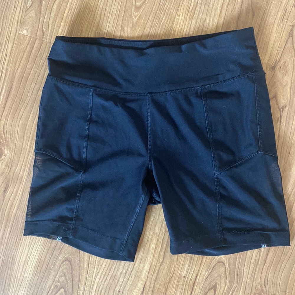 Athletic shorts